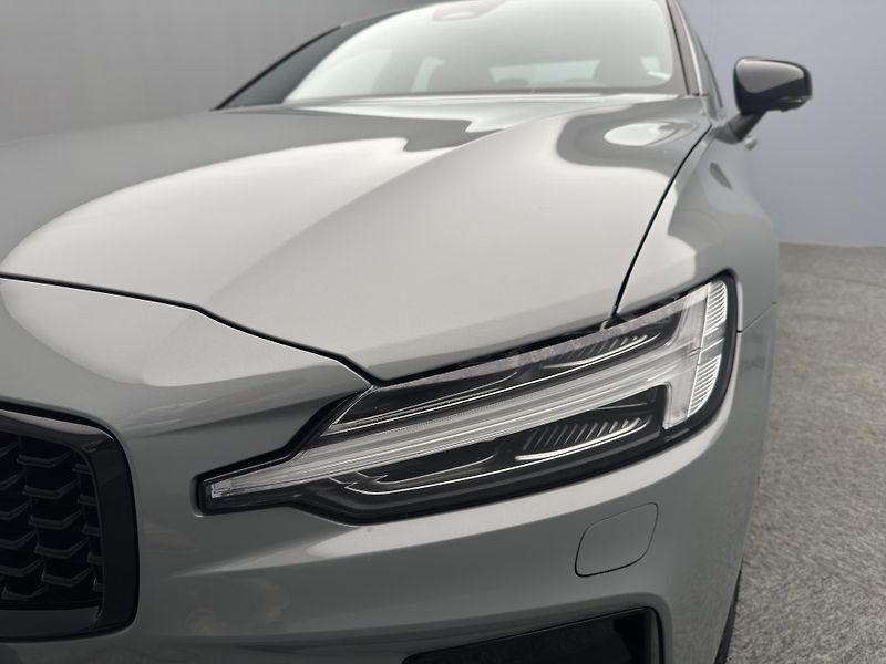 Volvo S60 B5 AWD ULTIMATE CZ 1.maj - fotka 22 z 48