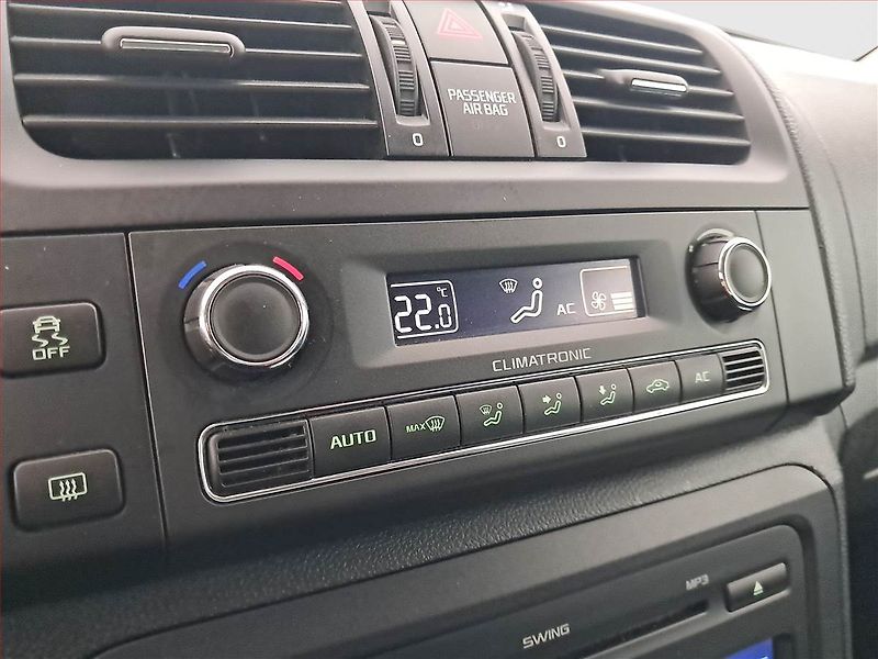 Škoda Fabia (2012) 1.2 TSI, Tempomat - fotka 13 z 15