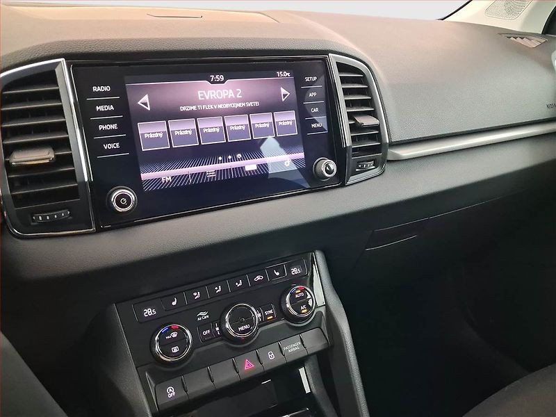 Škoda Karoq (2019) Ambition 2.0 TDI - fotka 12 z 19