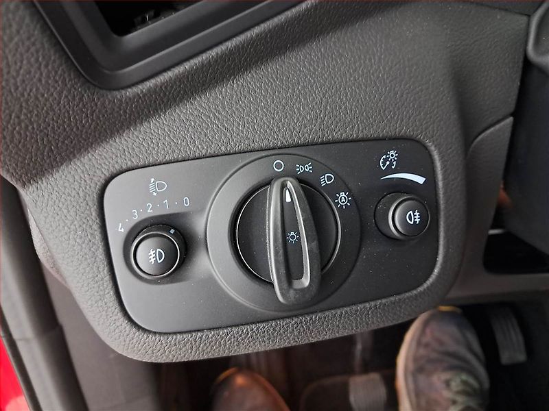 Ford Kuga (2019) 1.5 EcoBoost, Tempomat - fotka 18 z 19