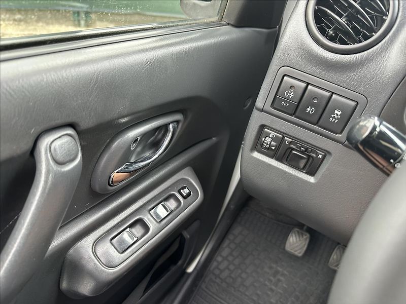 Suzuki Jimny 1,3 4x4 KLIMA BEZ KOROZE - fotka 19 z 21
