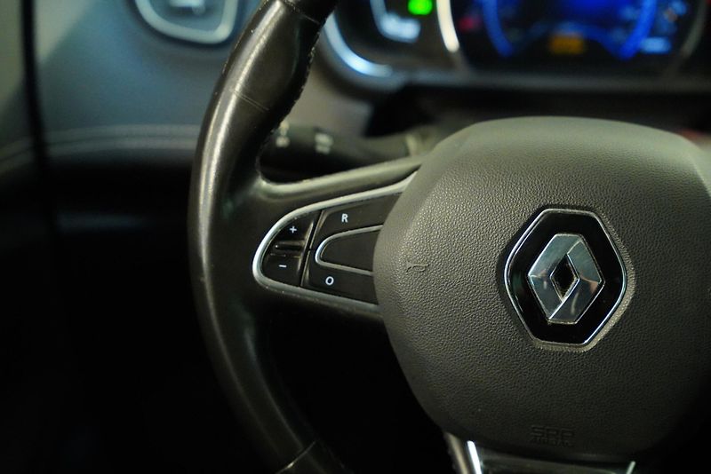 Renault Grand Scénic - fotka 17 z 29