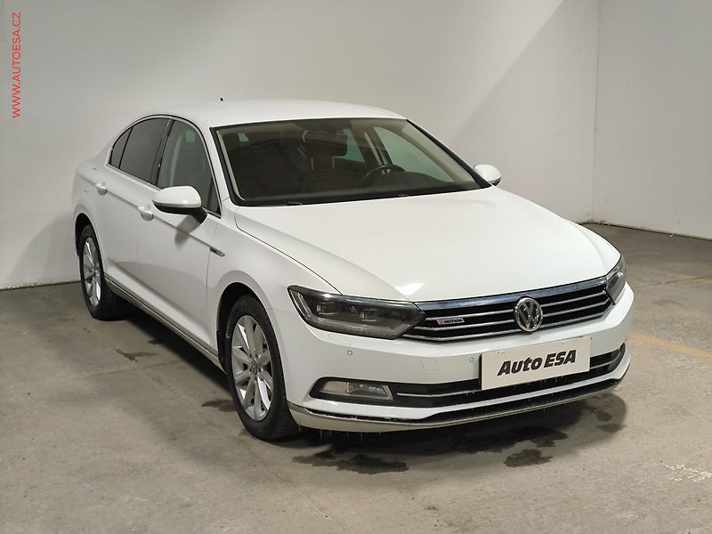 Volkswagen Passat (2015) 2.0 TDi, ČR, Highline, DSG - fotografie inzerátu