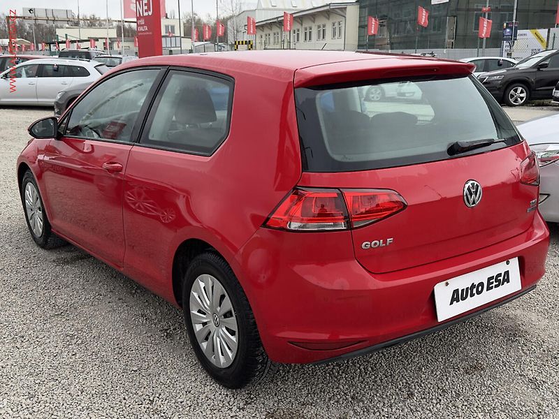Volkswagen Golf (2013) 1.2TSi, AC - fotka 6 z 16