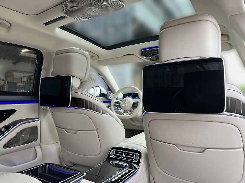 Mercedes-Benz Třídy S Třída S 500 4MATIC L AMG Style - fotka 21 z 21