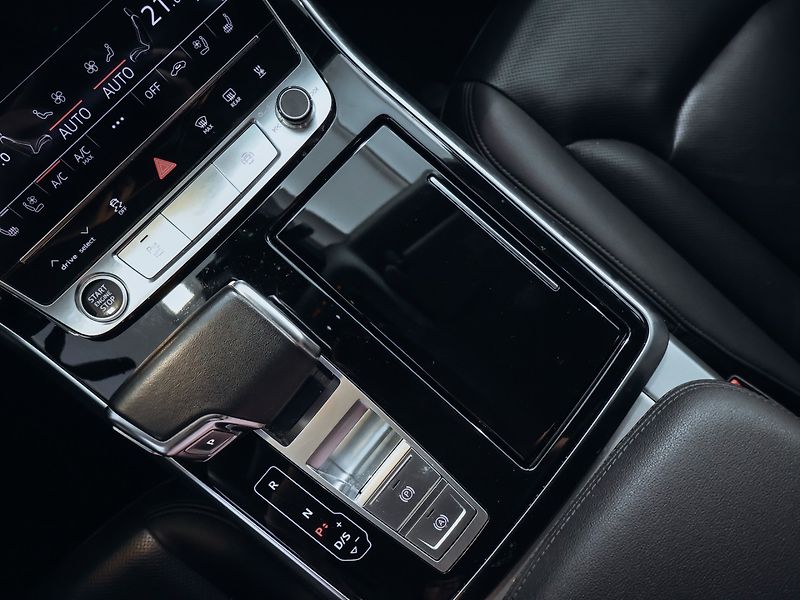 Audi Q7 3.0TDI Quattro 210kW - fotka 16 z 31