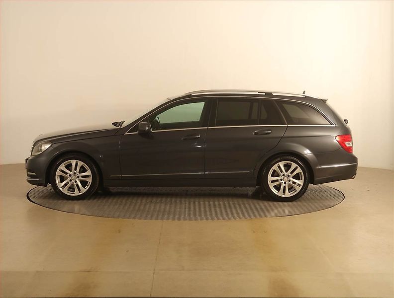 Mercedes-Benz Třídy C (2012) Avantgarde C 220 CDI, Automat - fotka 3 z 20