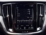 Volvo V60 CC D4 AWD // B&W // REZERVACE - náhled 38