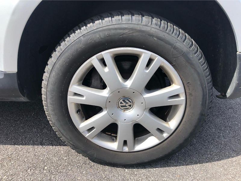 Volkswagen Touareg A 3,0 TDI - fotka 14 z 26