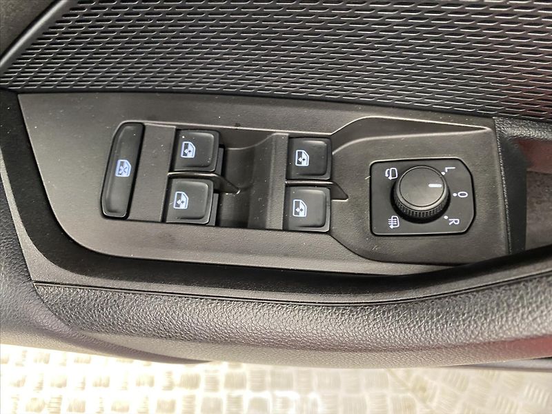 Škoda Octavia 2,0 TDI 147kW DSG RS - fotka 20 z 30