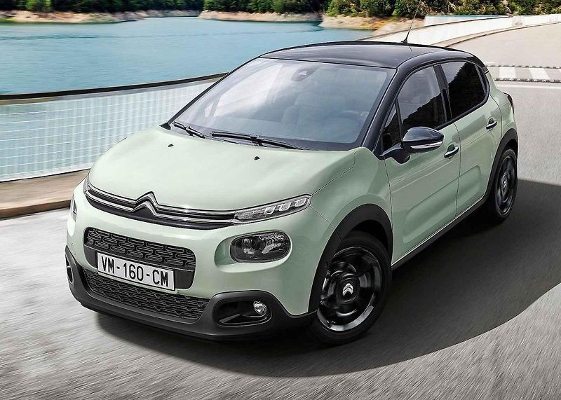 Dacia Logan je ukázkou toho, jak má vypadat opravdová verze žebrák.