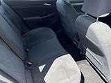 Volkswagen Golf (2022) Variant 1.5 TSI Style - náhled 10