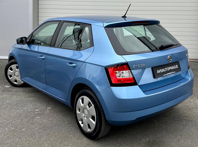 Škoda Fabia (2015) III HATCHBACK 1.0 MPI AMBIENTE - fotka 6 z 21