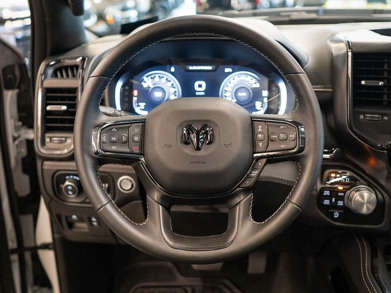 Dodge RAM (2024) 5.7 V8 Limited, 6 Lift, LPG - fotka 19 z 45