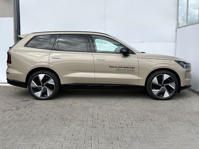 Volvo EX90 ULTRA TWIN MOTOR 335kW - fotka 5 z 30