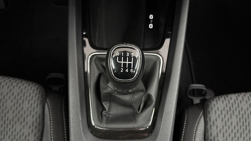 Škoda Octavia 2.0 TDI Style - fotka 23 z 26