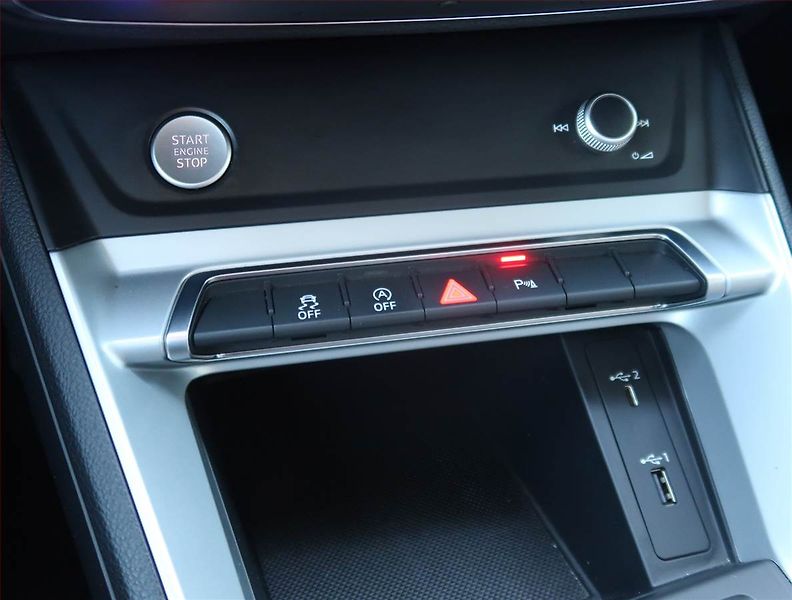 Audi Q3 (2020) 40 TFSI - fotka 19 z 25