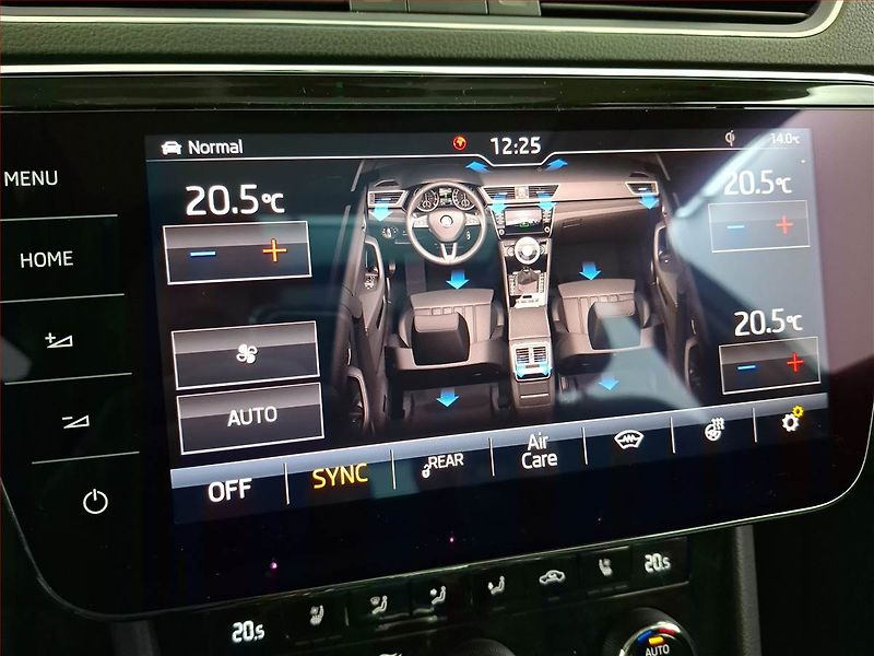 Škoda Superb (2018) Laurin&Klement 2.0 TSI - fotka 19 z 27