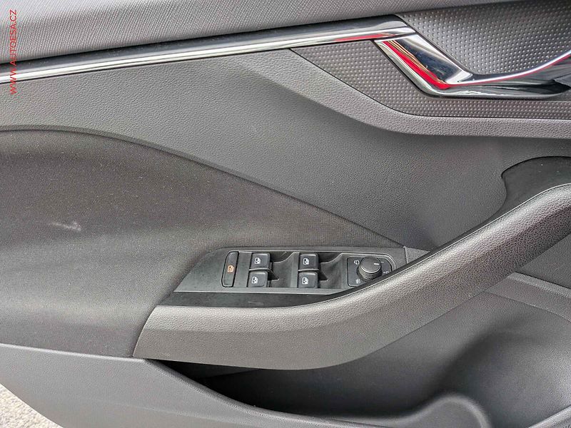 Škoda Kamiq (2020) 1.0 TSi, 1.maj,ČR, Style, LED - fotka 12 z 16