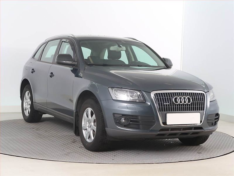 Audi Q5 (2009) 2.0 TDI, 4X4, Serv.kniha - fotografie inzerátu