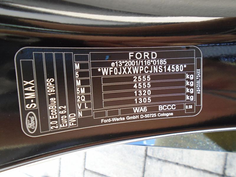 Ford S-MAX 2.0EcoBlue140kW 8AT ST-Line 7m - fotka 39 z 48