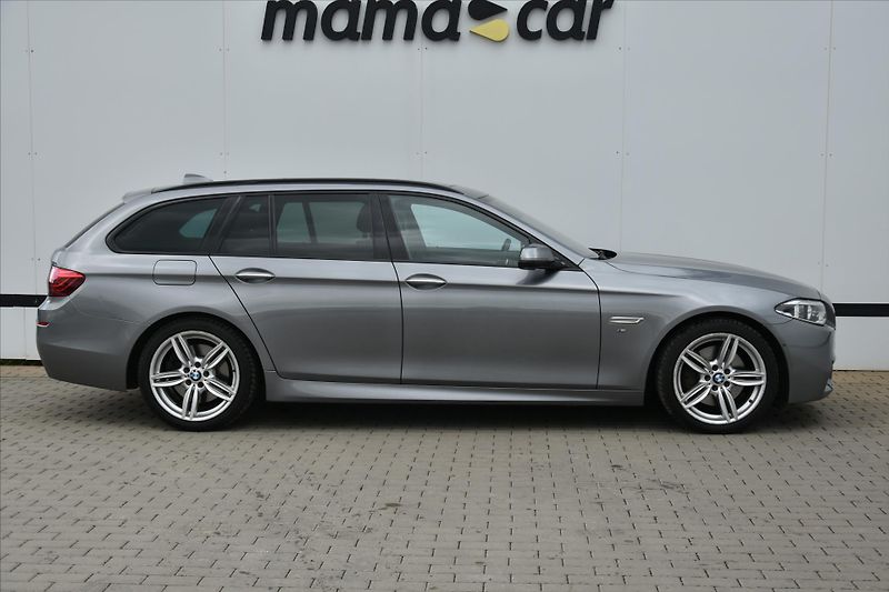 BMW Řada 5 530d xDrive M PAKET PANORAMA - fotka 8 z 28