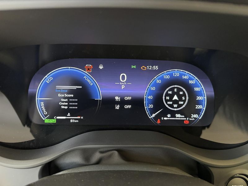 Toyota Sienna XSE 2,5 HEV AWD - fotka 30 z 46
