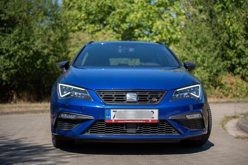 Seat Leon (2019) Koupeno nové v ČR / 1. maj. - fotka 5 z 21