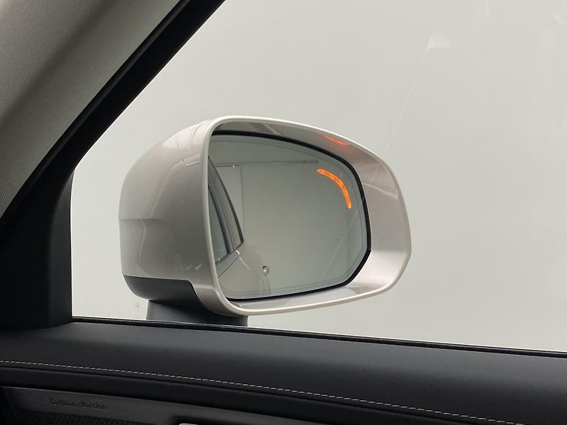 Volvo XC90 (2026) T8 AWD RECHARGE BRIGHT PLUS 7m - fotka 35 z 71