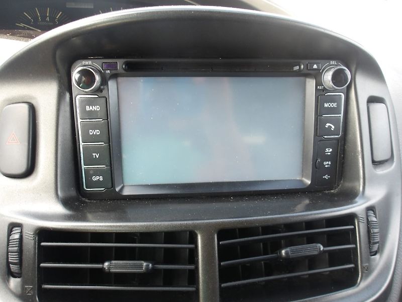 Toyota Previa 2,4i 7 MÍST AUTOMAT !! - fotka 16 z 27