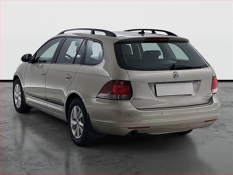 Volkswagen Golf (2012) 1.6 TDI, Xenony, Tempomat - fotka 4 z 15