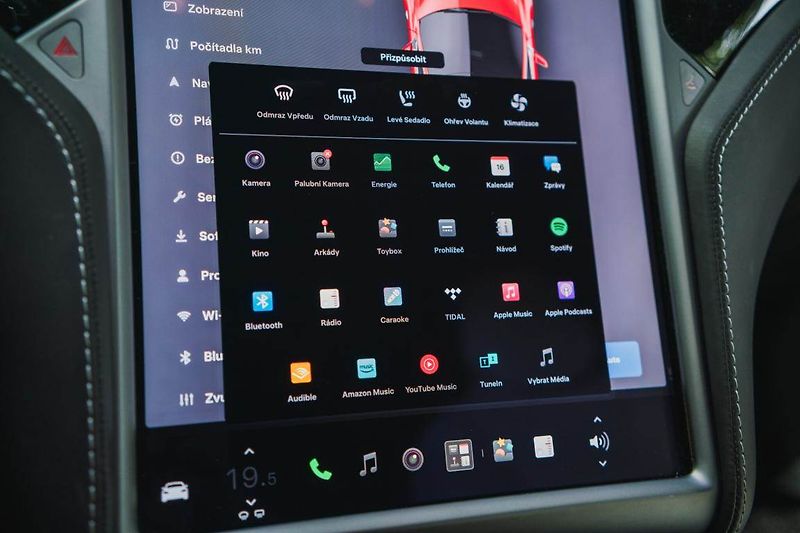 Tesla Model S (2019) P100D Ludicrous, SoH 91% - fotka 24 z 30