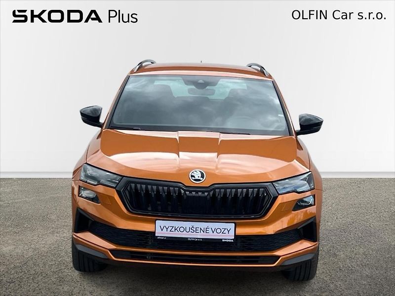 Škoda Karoq 1,5 TSi 110kW SPORTLINE - fotka 4 z 27