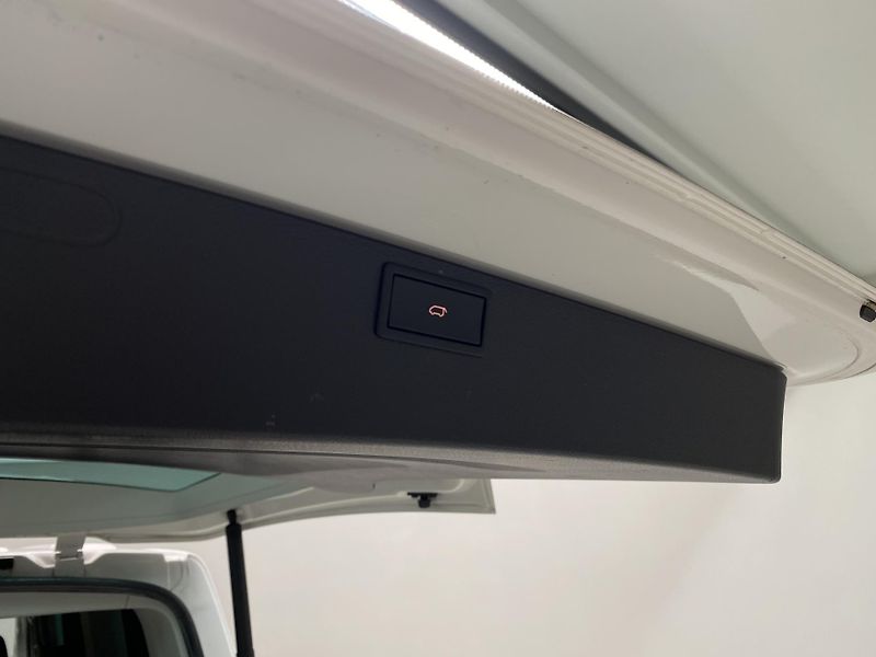 Volkswagen Multivan PANAMERICANA 2.0TDI REZERVACE - fotka 30 z 45