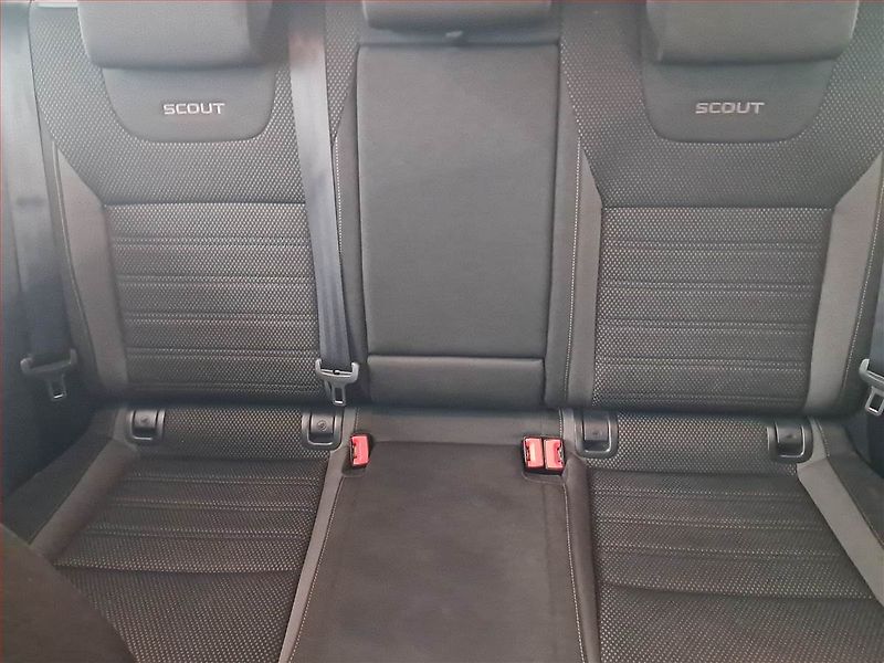 Škoda Octavia (2017) Scout 2.0 TDI, 4X4, Automat - fotka 10 z 22
