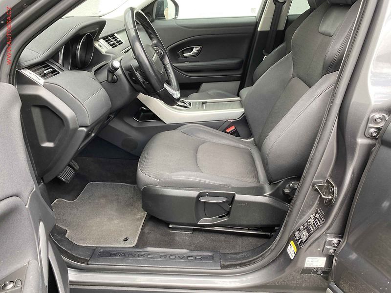 Land Rover Range Rover Evoque (2018) 2.0 Si4 4x4, AT, navi, kamera - fotka 9 z 18