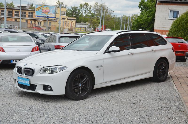 BMW Řada 5 (2016) 520d xDrive AT / ČR / M-PAKET - fotka 3 z 39