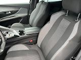 Peugeot 3008 (2022) 1.2PT 96kW! Navi! Full LED! - náhled 17