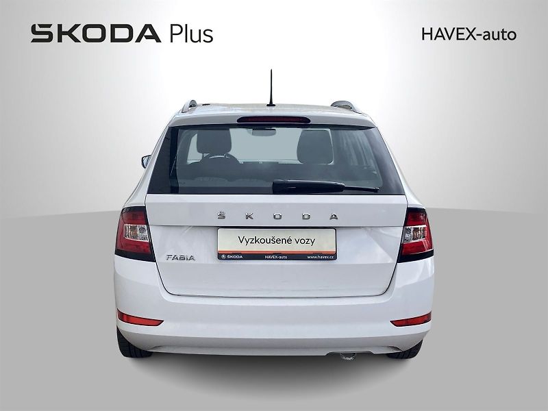 Škoda Fabia (2022) Combi 1.0 TSI Active - fotka 28 z 28
