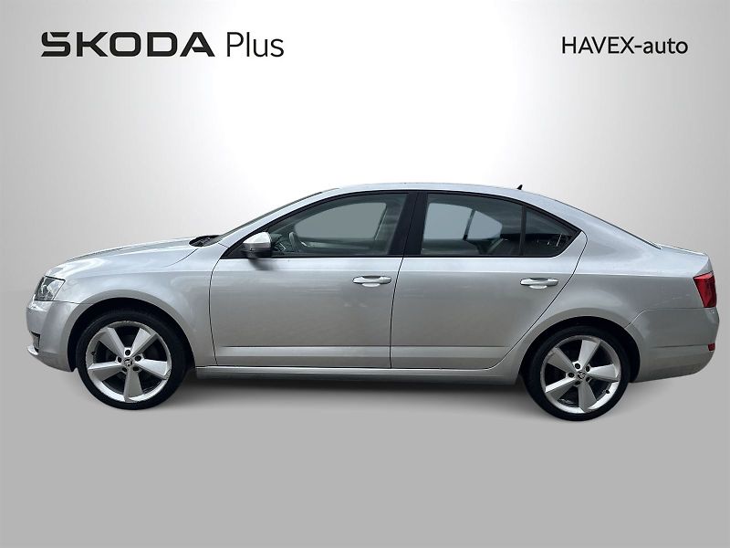Škoda Octavia (2013) 2.0 TDI CR DPF Elegance - fotka 3 z 29