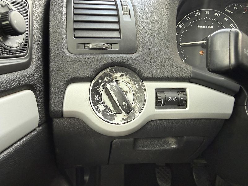 Škoda Octavia 1.6 75kW - fotka 21 z 27