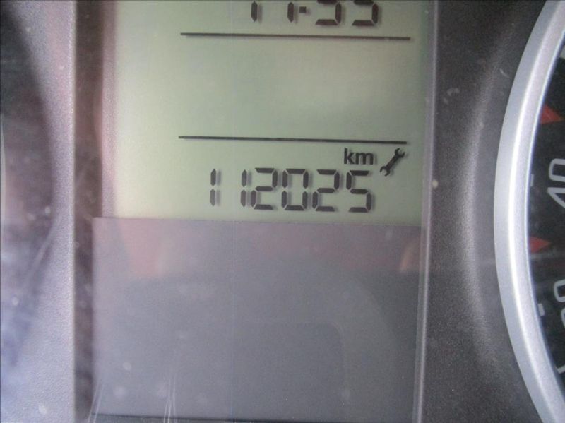 Škoda Fabia 1,4 i 16v, klima,servis,1.maj, - fotka 14 z 33