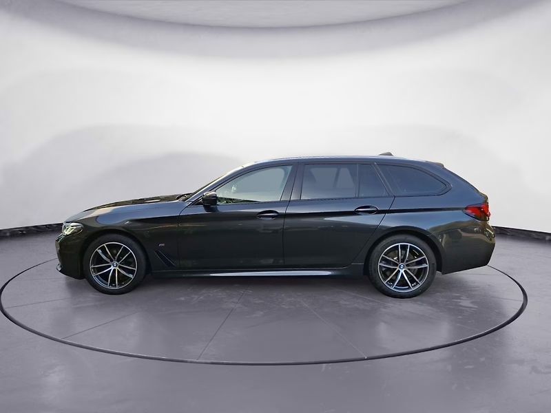BMW Řada 5 520d xDrive M-Sport HuD ACC - fotka 3 z 13
