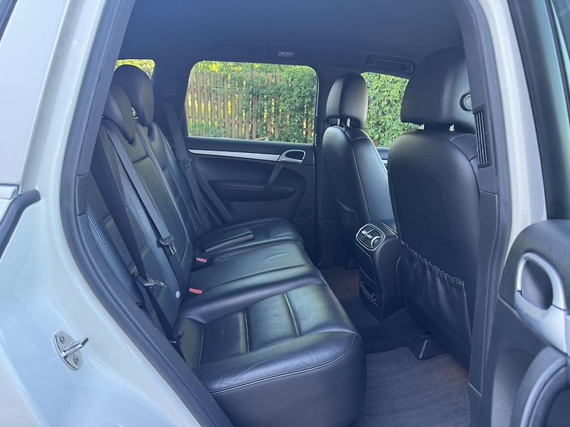 Porsche Cayenne (2009) Diesel 176kW - fotka 11 z 20