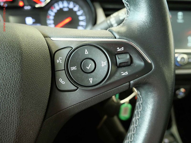 Opel Crossland (2021) 1.2T, 2.maj,ČR, Edition, LED - fotka 16 z 19