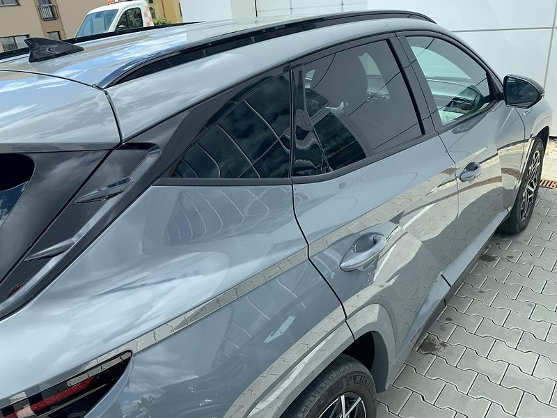 Hyundai Tucson N LINE 1,6 T-GDi HEV 169kW - fotka 31 z 34