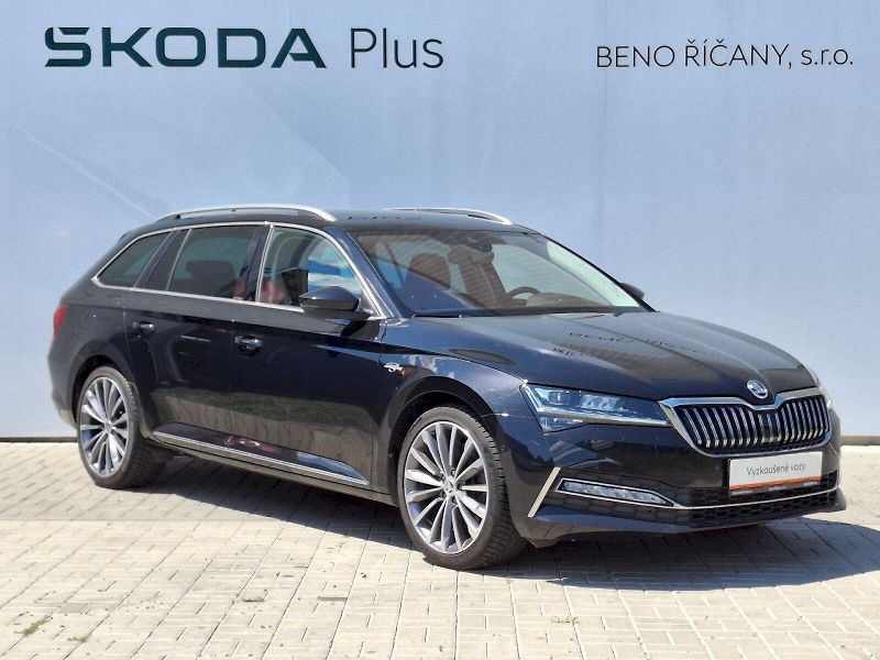 Škoda Superb (2024) Combi L&K DSG 4x4 2,0TSi 206kW - fotka 11 z 35