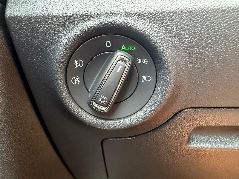 Škoda Scala (2025) 1,0TSI 85kW DSG MONTE CARLO - fotka 14 z 36