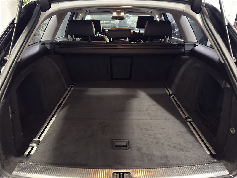 Audi A6 2,4   V6 QUATTRO ALCANTARA - fotka 23 z 30