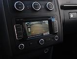 Volkswagen Touran (2014) Highline 2.0 TDI, Automat - náhled 17